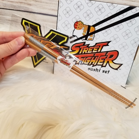 Street Fighter Bundle - Picture 2 of 5
